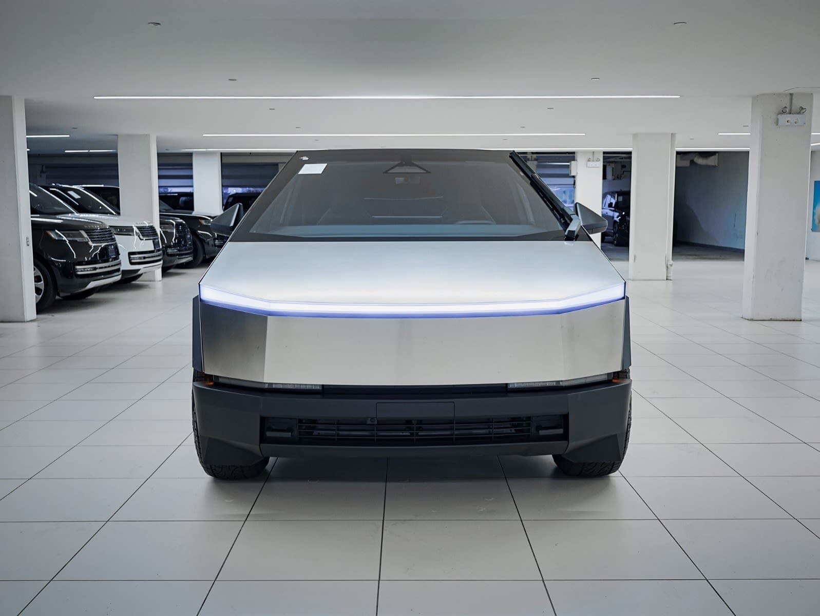 2026 Tesla Cybertruck Premium