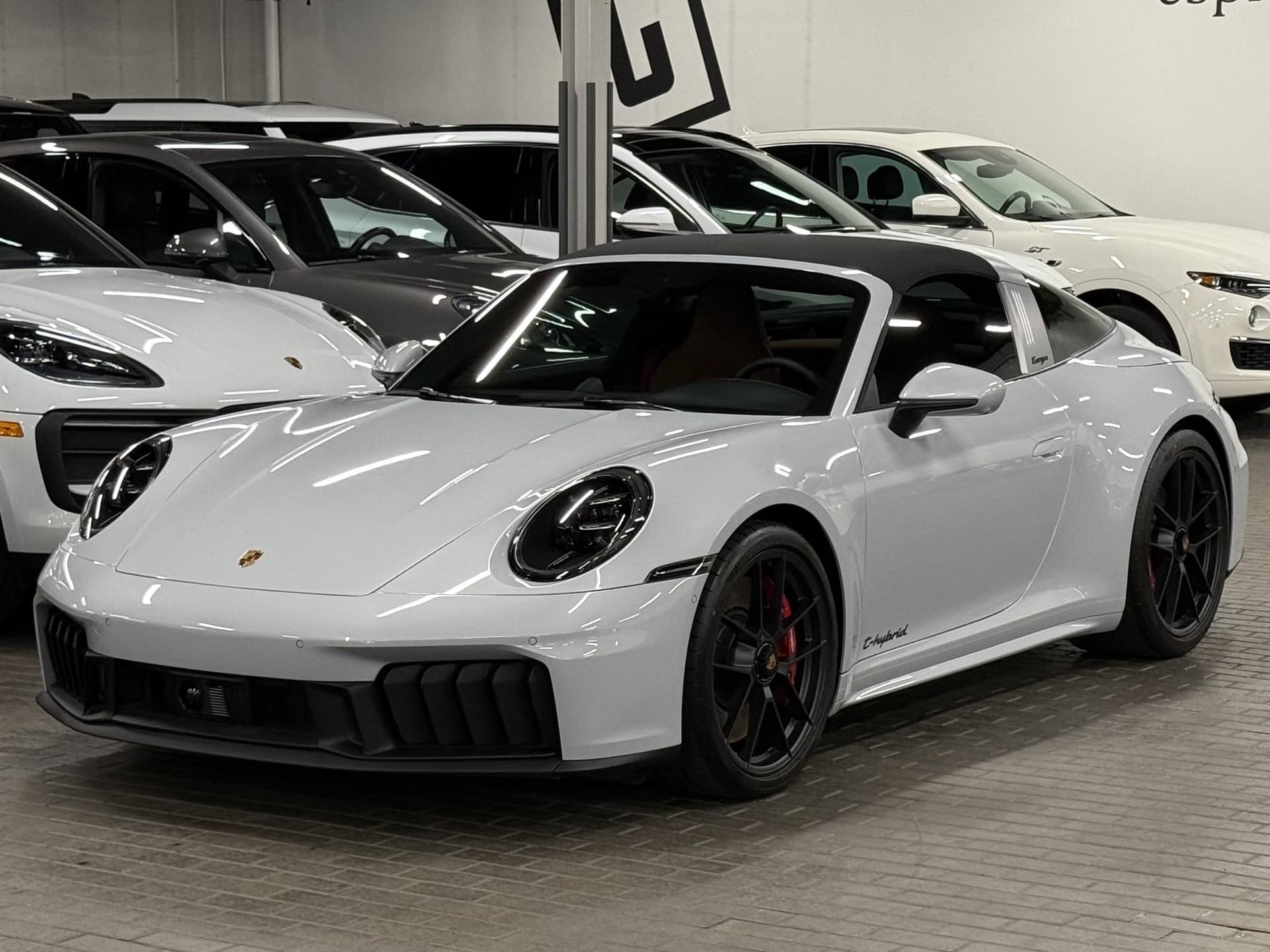 2025 Porsche 911 Targa 4 GTS