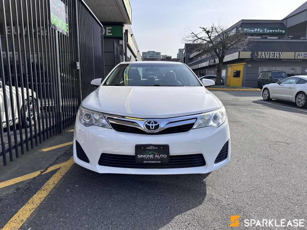 2014 Toyota  Camry  4dr Sdn I4 Auto LE 