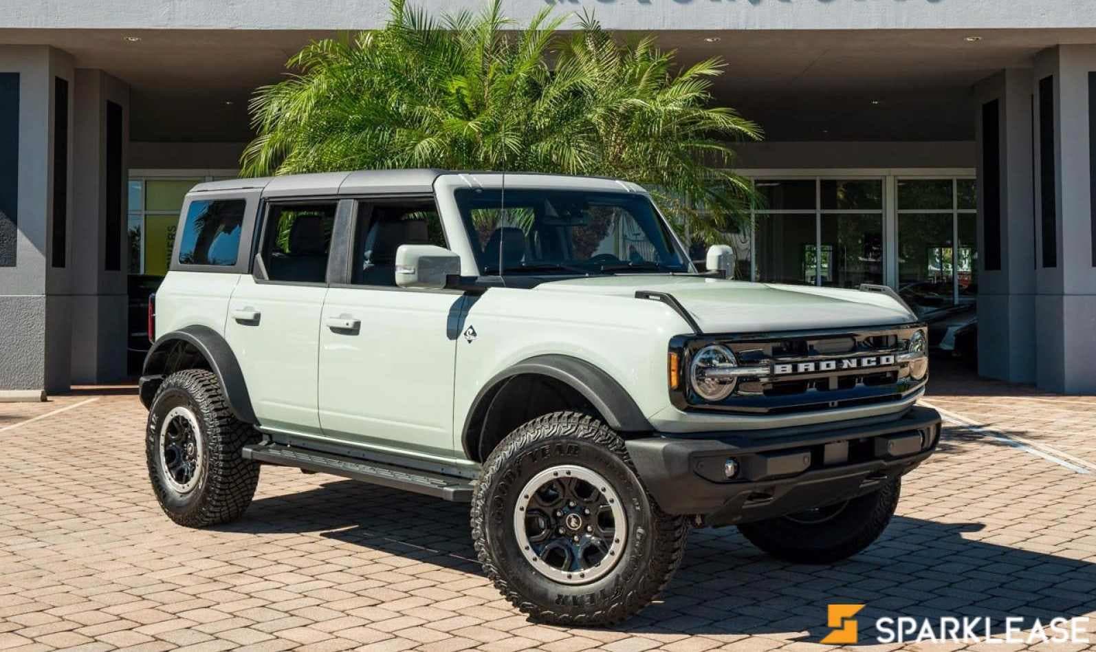 2023 Ford Bronco Outer Banks 4 Door Advanced 4x4
