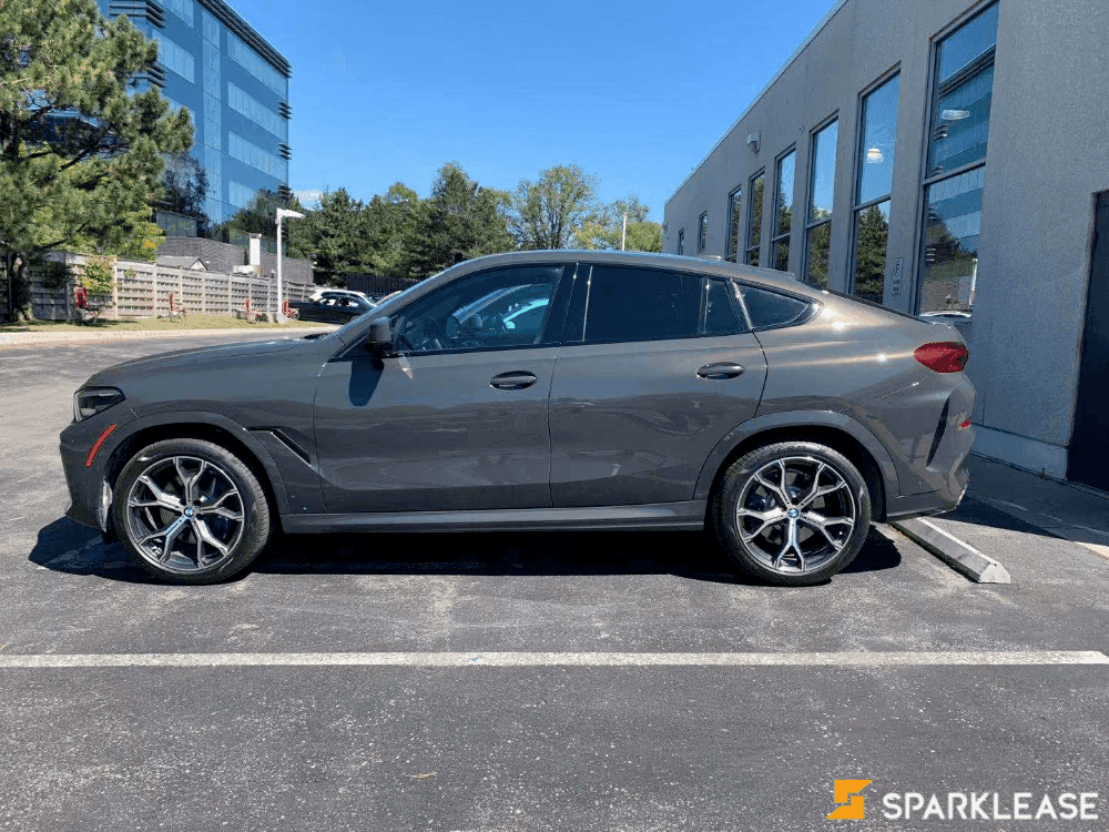 2021 BMW X6 40i DEMO