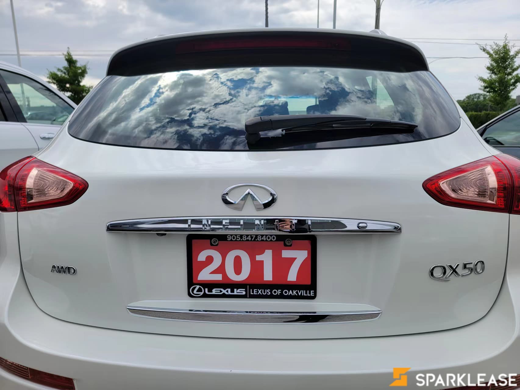 2017 Infiniti  QX50  AWD 