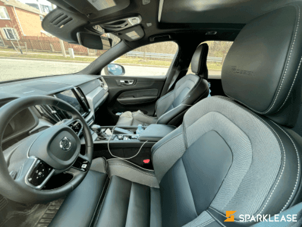 2020 Volvo XC60 r design运动版