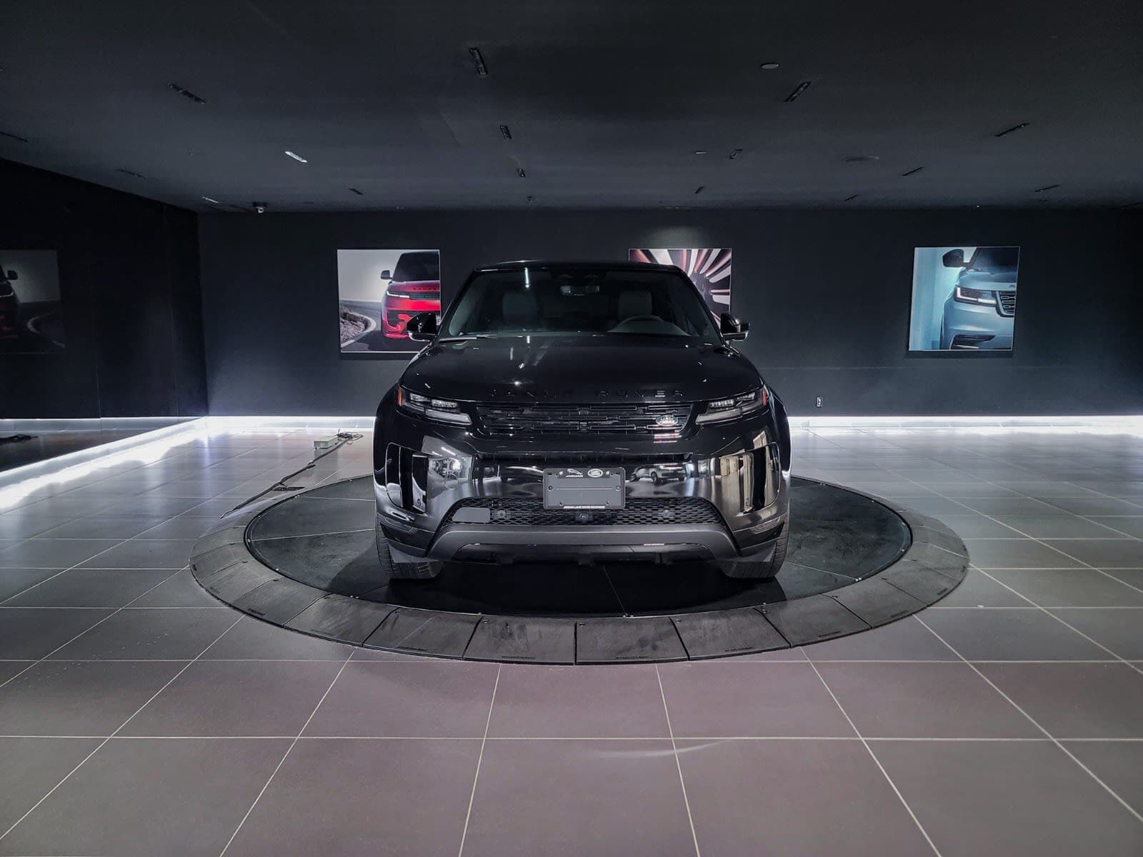 2026 Land Rover Range Rover Evoque S