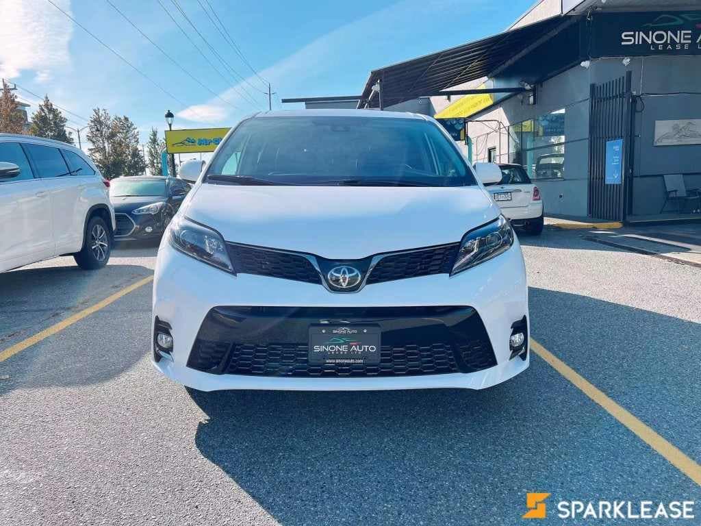 2020 Toyota Sienna SE 7-Passenger AWD