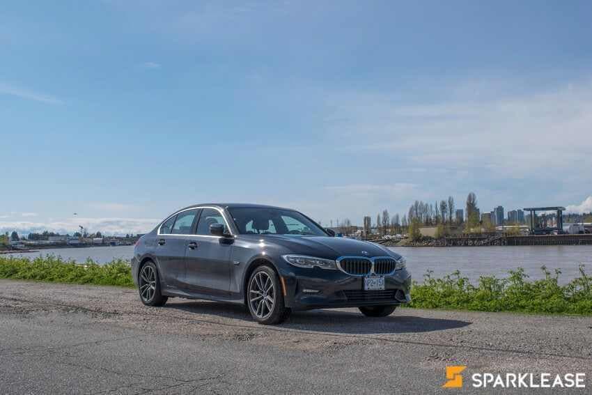 2022 BMW 3 Series 330e Plug-In Hybrid