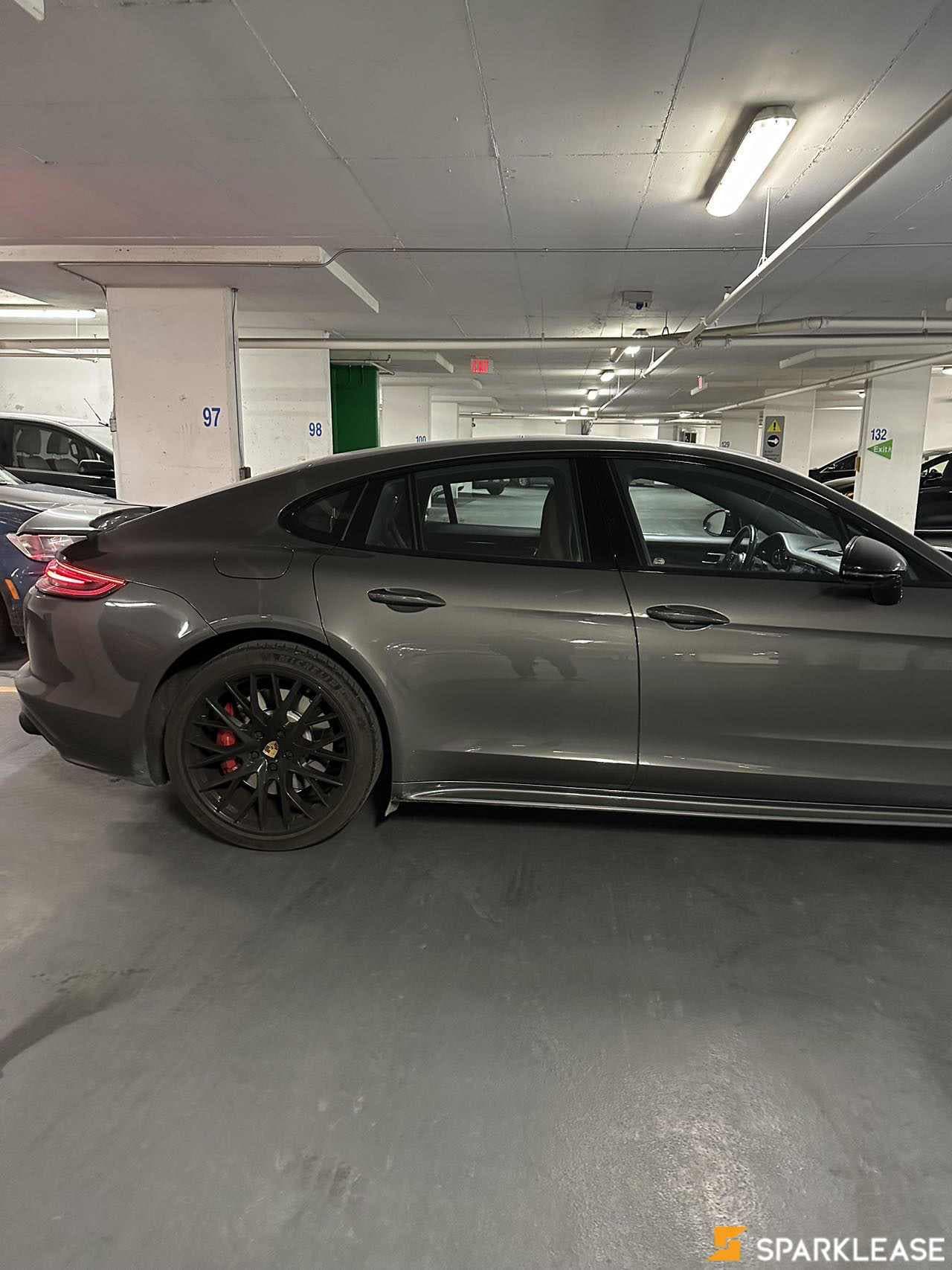 2017 Porsche Panamera 4dr HB Turbo Executive