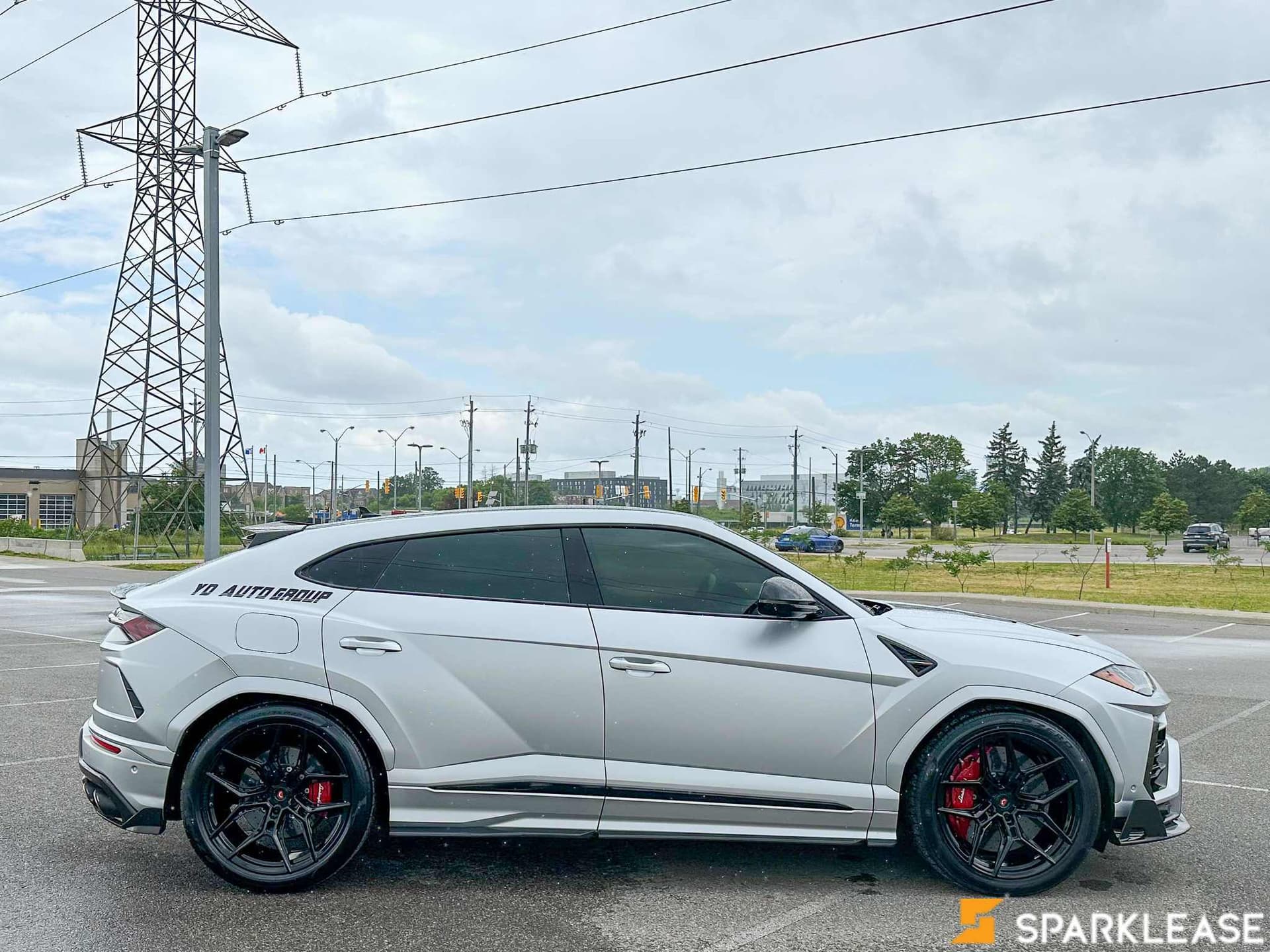 2019 Lamborghini  Urus 
