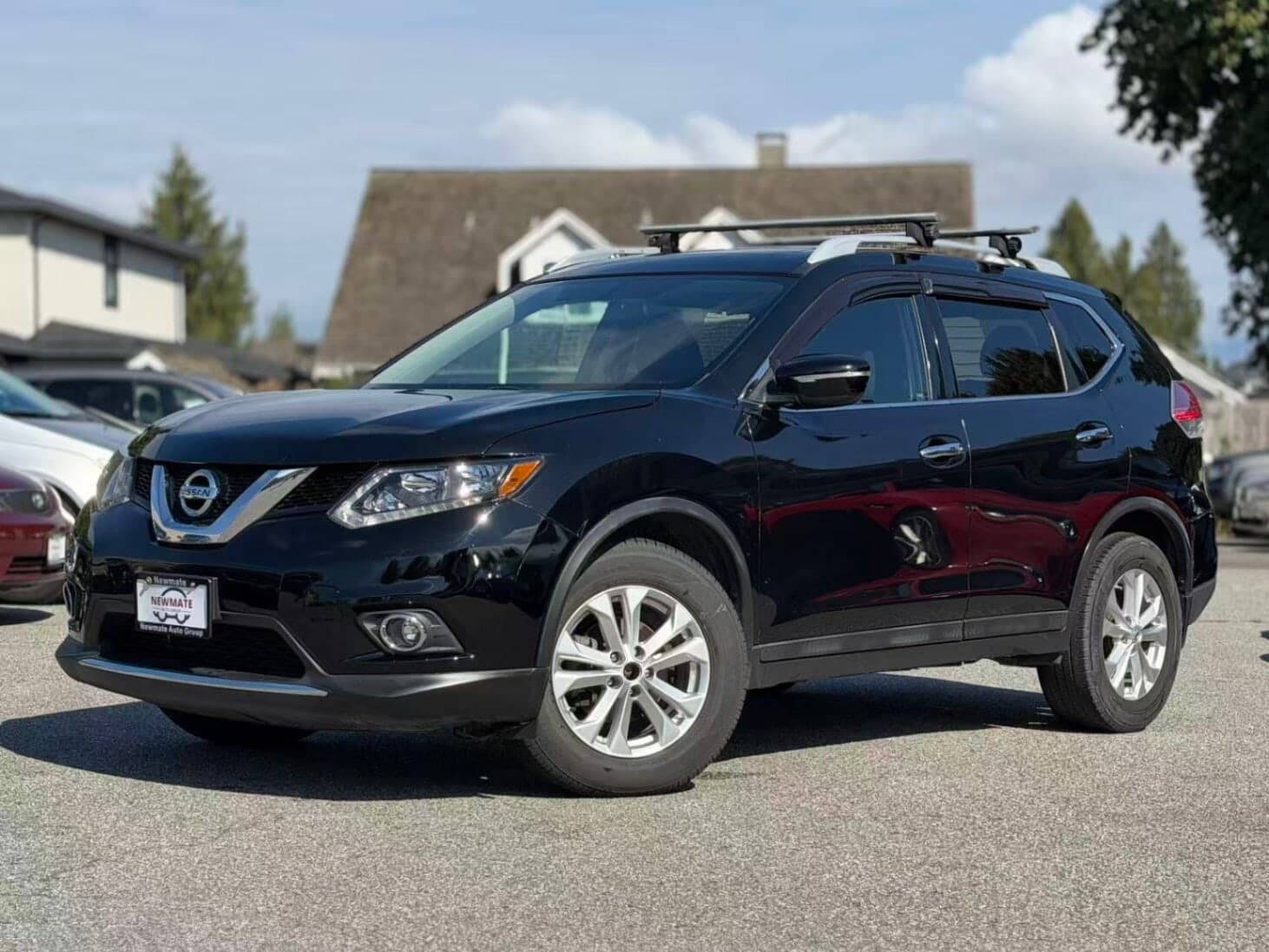 2015 Nissan Rogue SV. LOCAL BC VEHICLE.