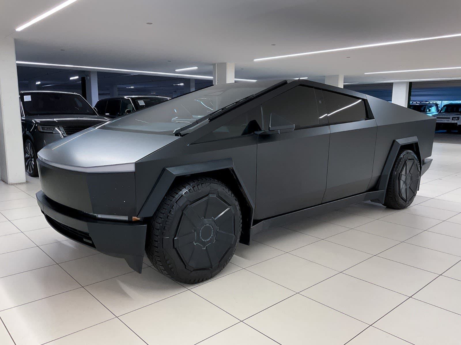 2024 Tesla Cybertruck AWD