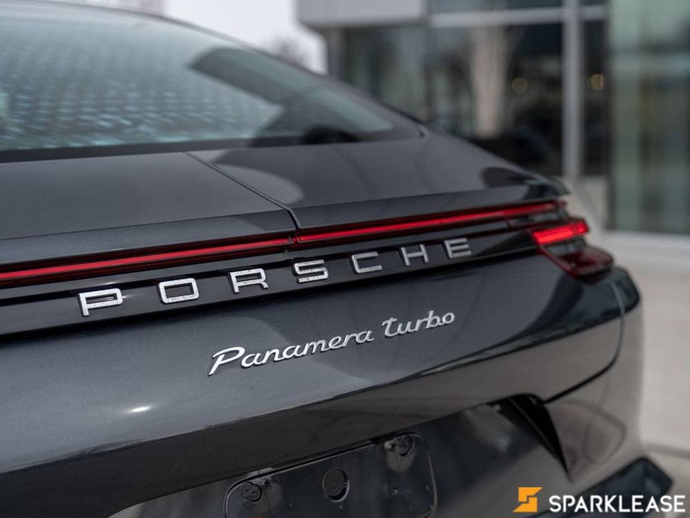 2018 Porsche Panamera turbo