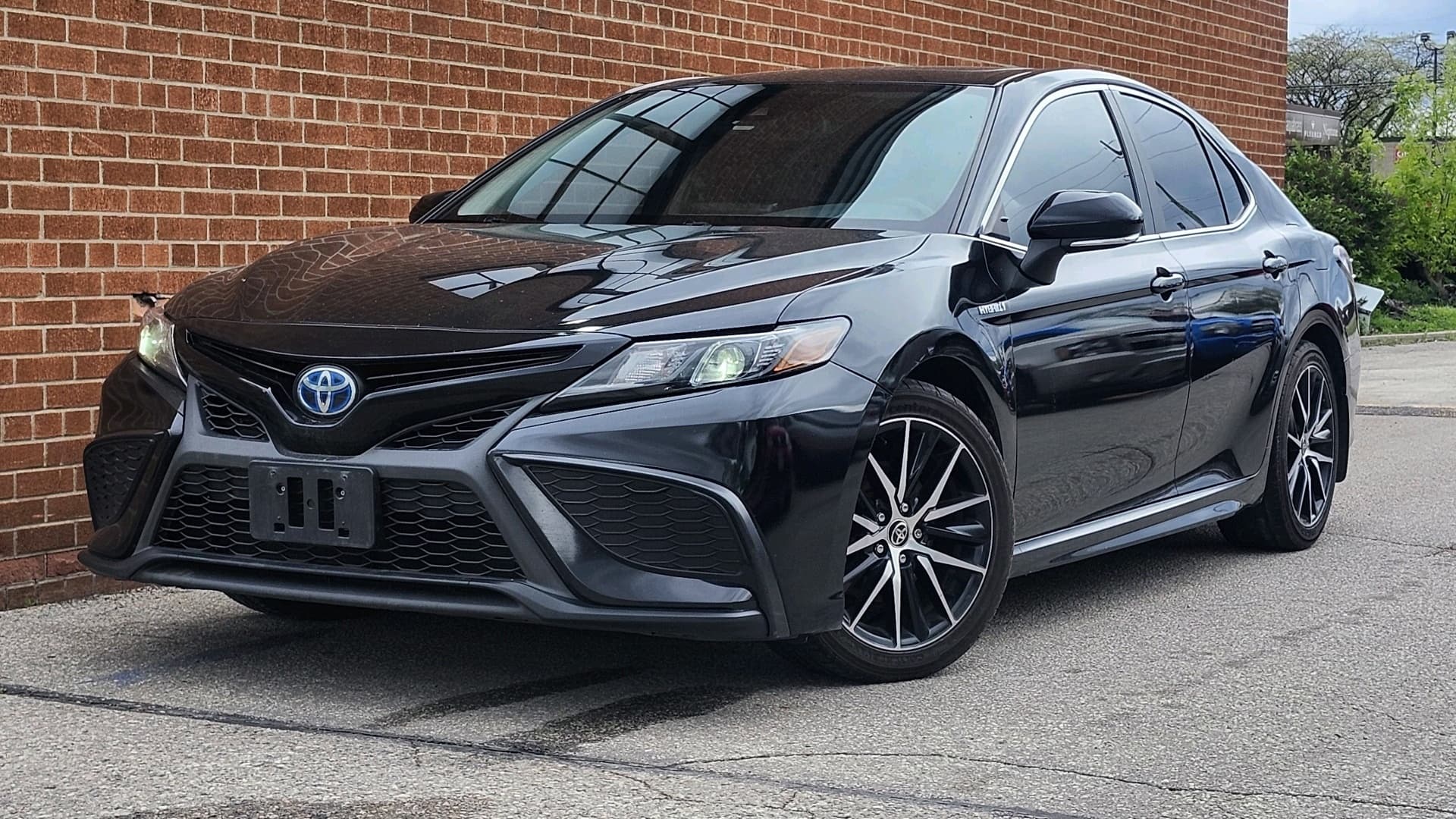2021 Toyota Camry Hybrid SE Auto