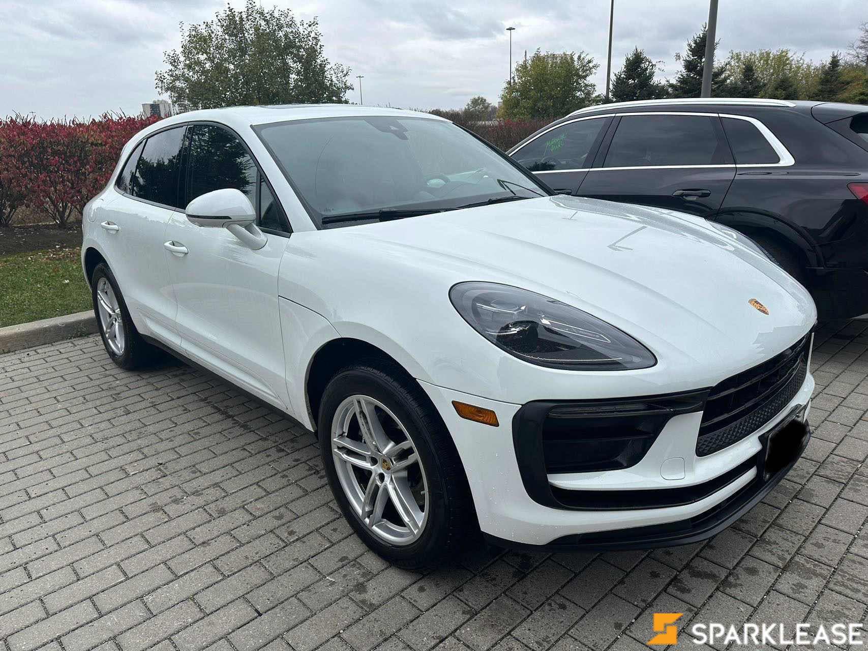 2023 Porsche Macan AWD