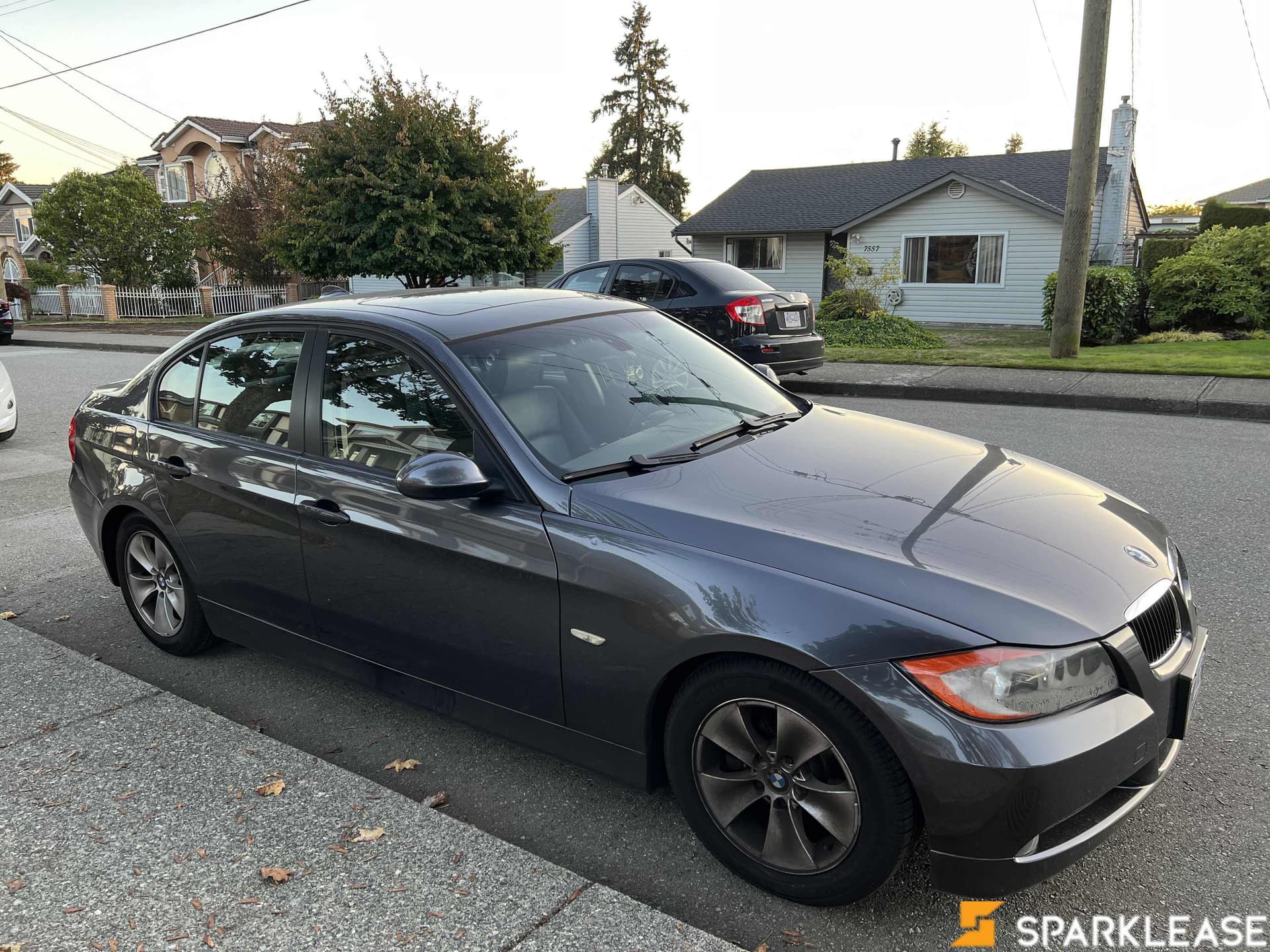 2008 BMW 3 Series 4dr Sdn 323i RWD