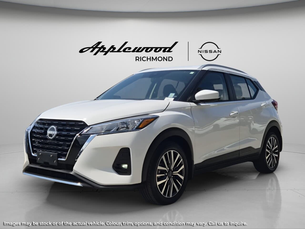 2025 Nissan Kicks Play SV CVT