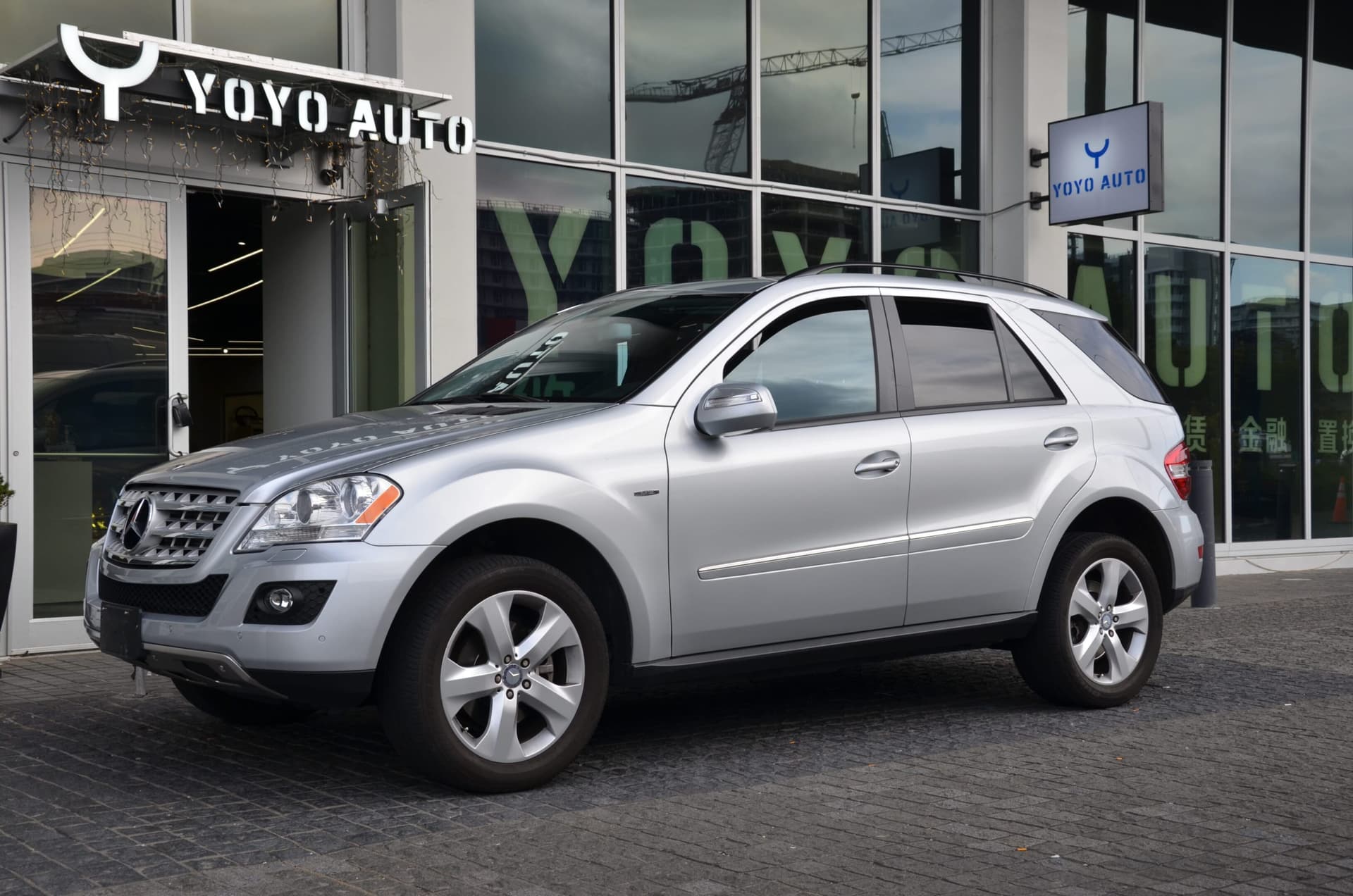 2009 Mercedes-Benz M-Class 4MATIC 4dr 3.0L BlueTEC