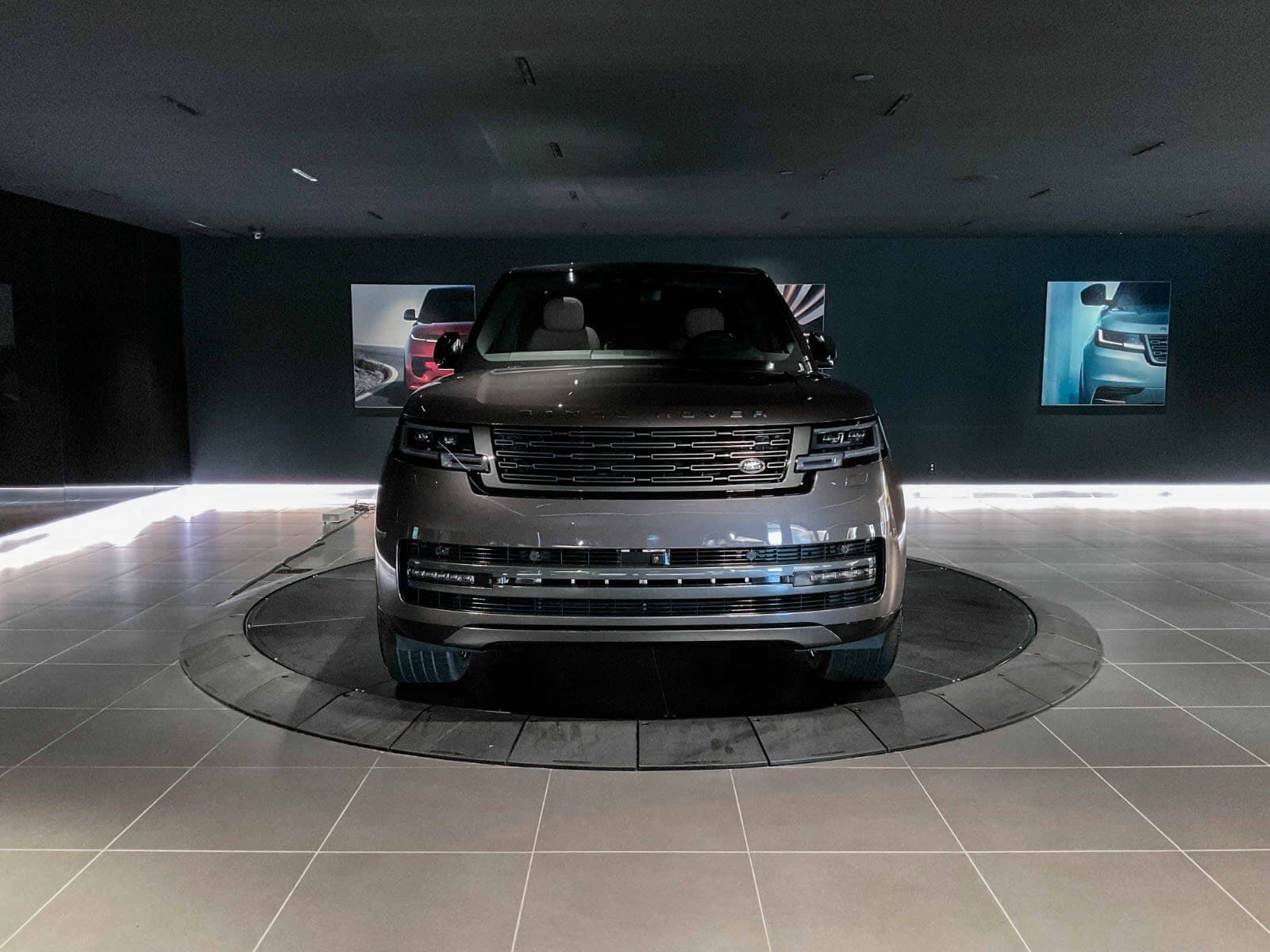 2026 Land Rover Range Rover SE