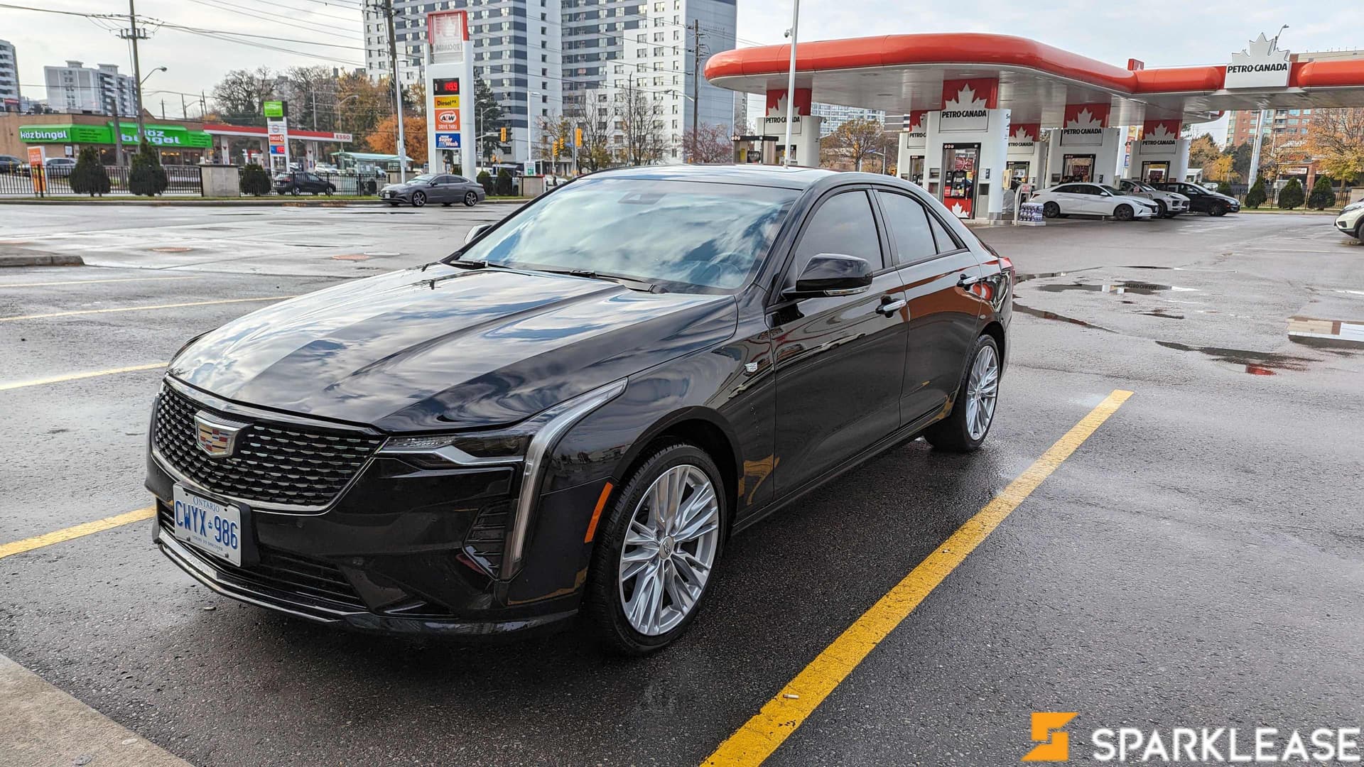 2022 Cadillac CT4 4dr Sdn Premium Luxury