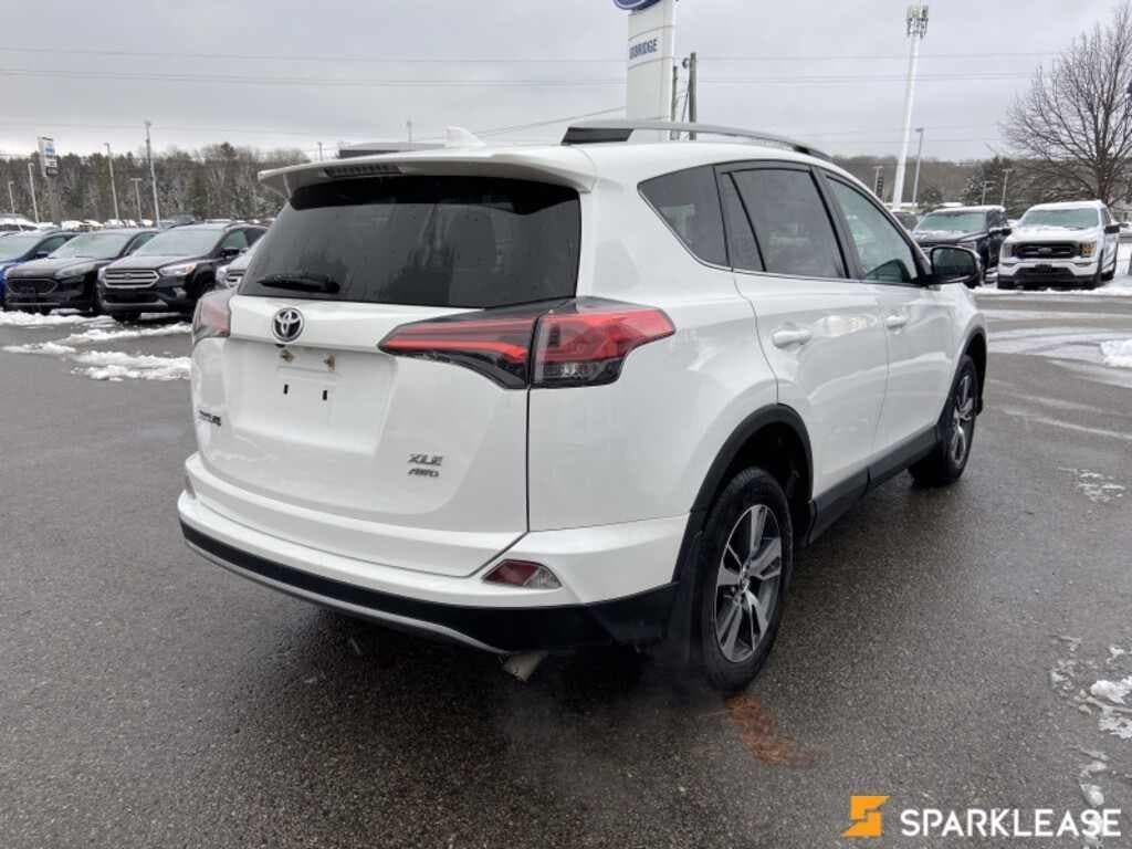 2018 Toyota RAV4 AWD XLE