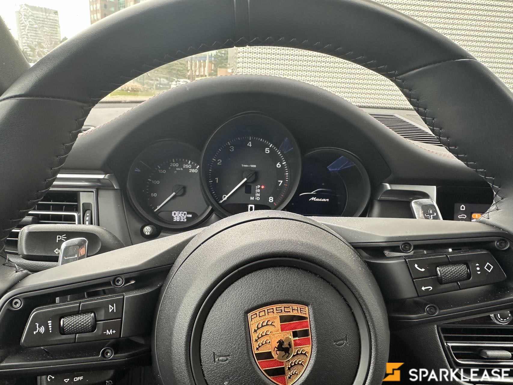 2023 Porsche Macan AWD