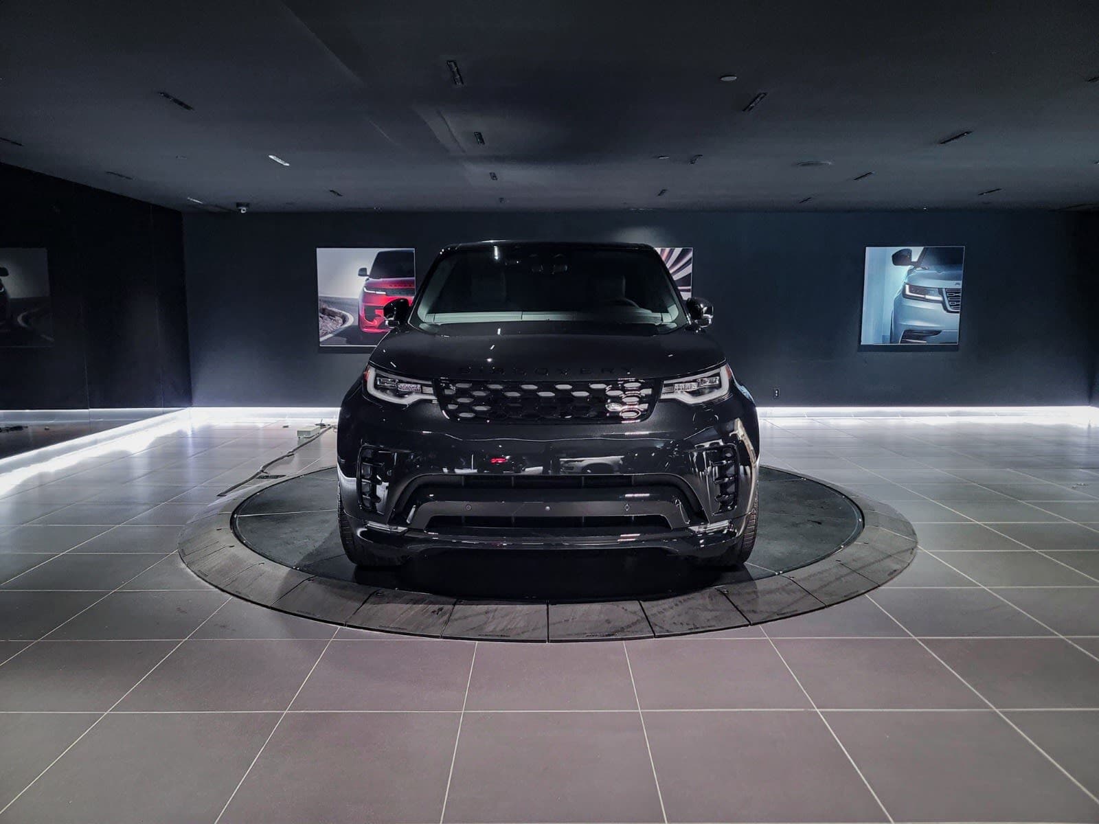 2026 Land Rover Discovery Dynamic SE