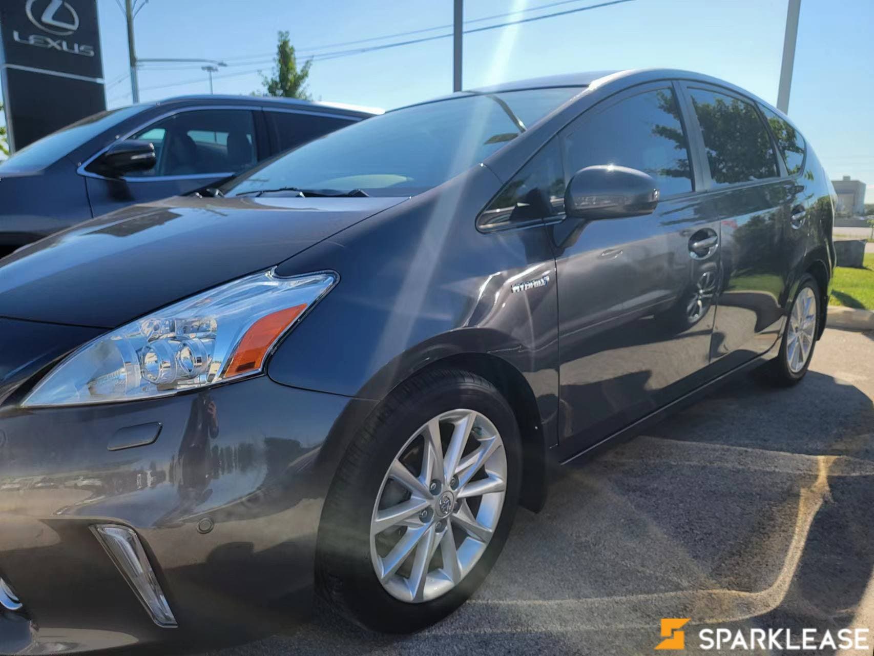 2014 Toyota  Prius V 混动