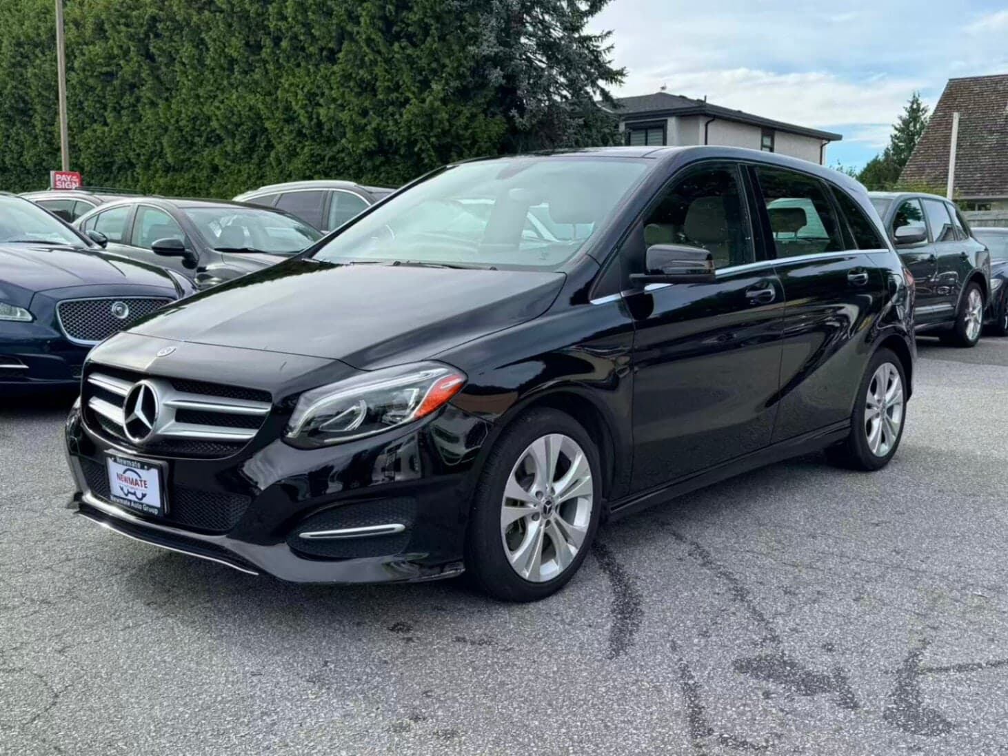 2019 Mercedes-Benz B-Class B 250 4MATIC Sports Tourer. ONE OWNER. BC LOCAL VEHICLE.