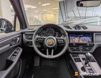 2022 Porsche Macan AWD