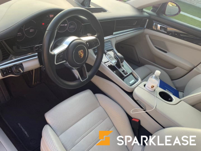 2017 Porsche Panamera 4S