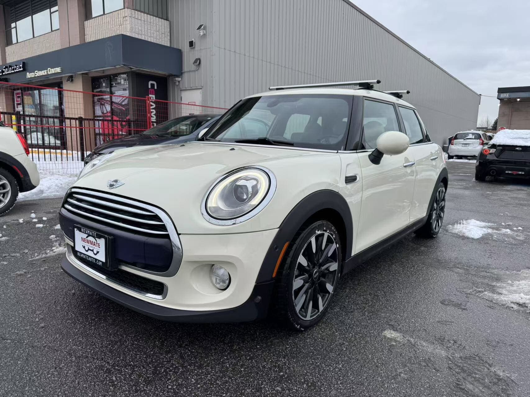 2016 MINI Cooper Hardtop 5 Door 5dr HB. ...