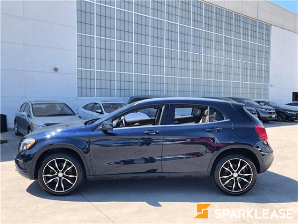 2017 Mercedes-Benz GLA250
