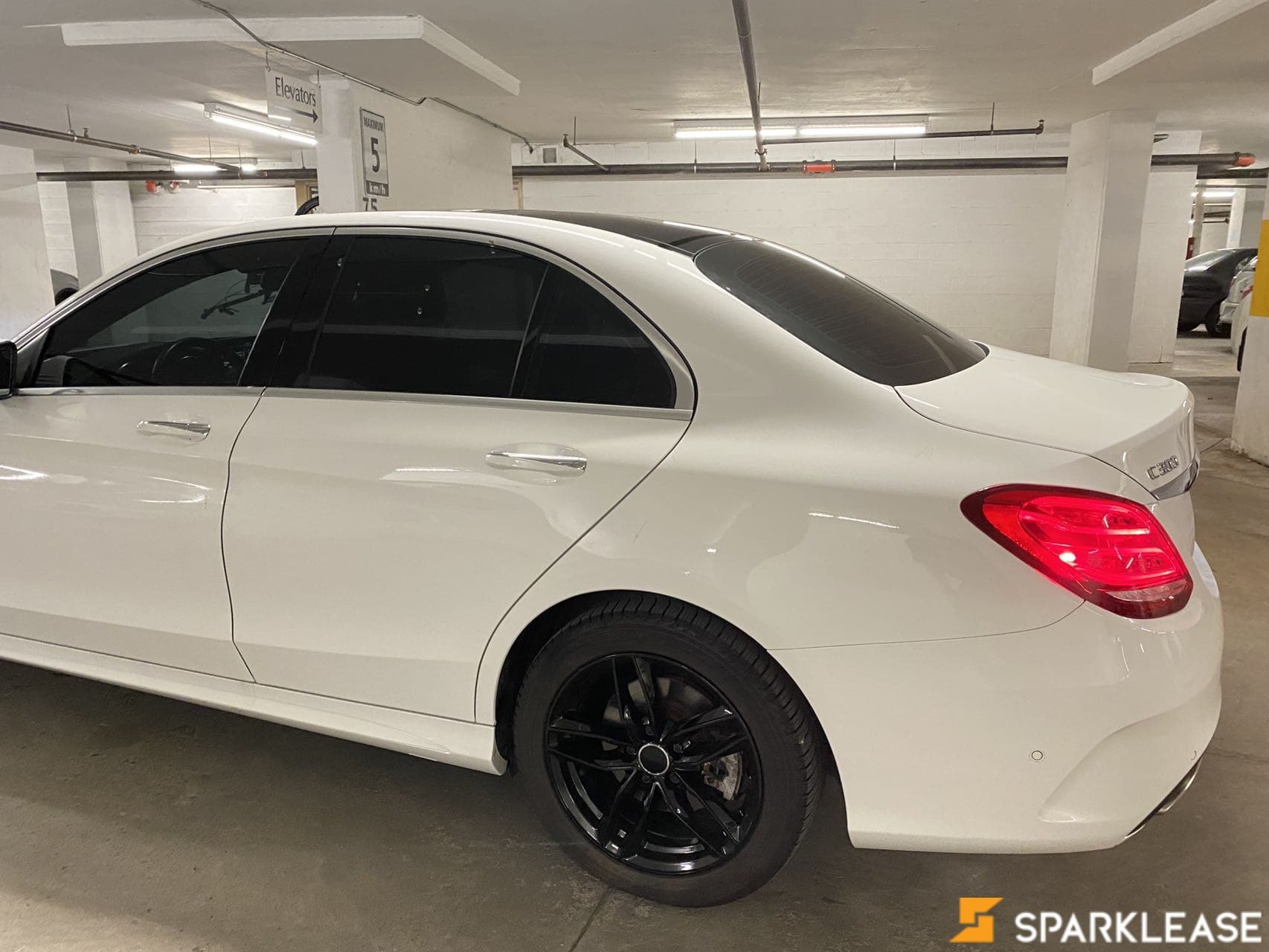 2017 Mercedes-Benz C-Class 4dr Sdn C 300 4MATIC