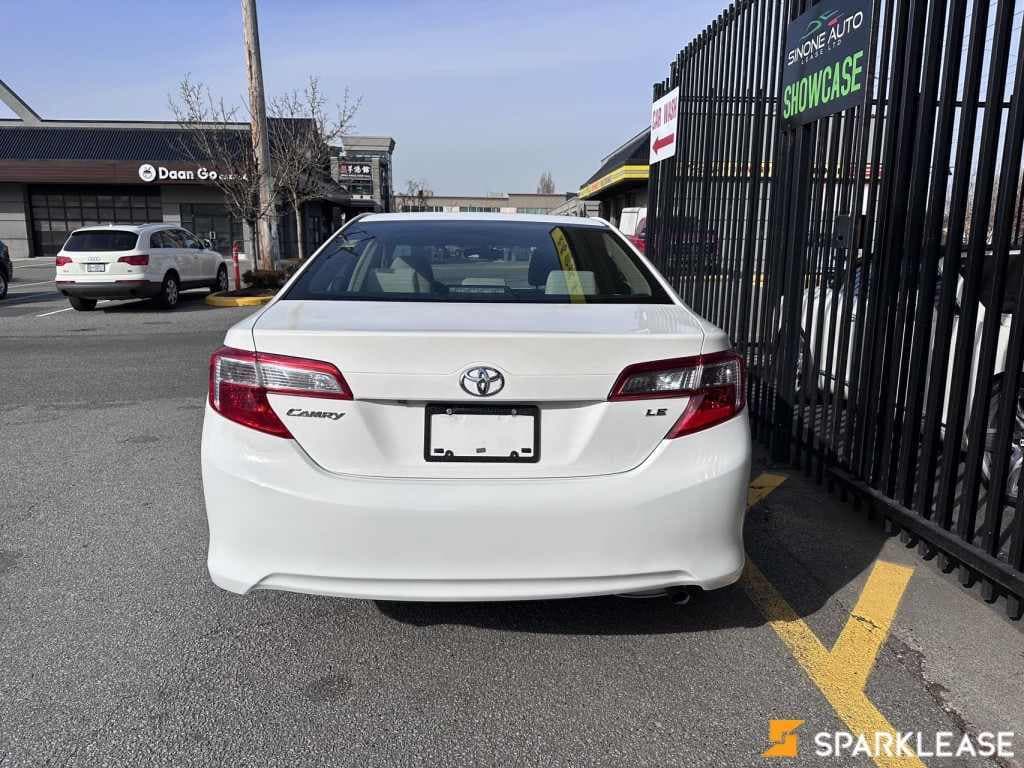 2014 Toyota  Camry  4dr Sdn I4 Auto LE 