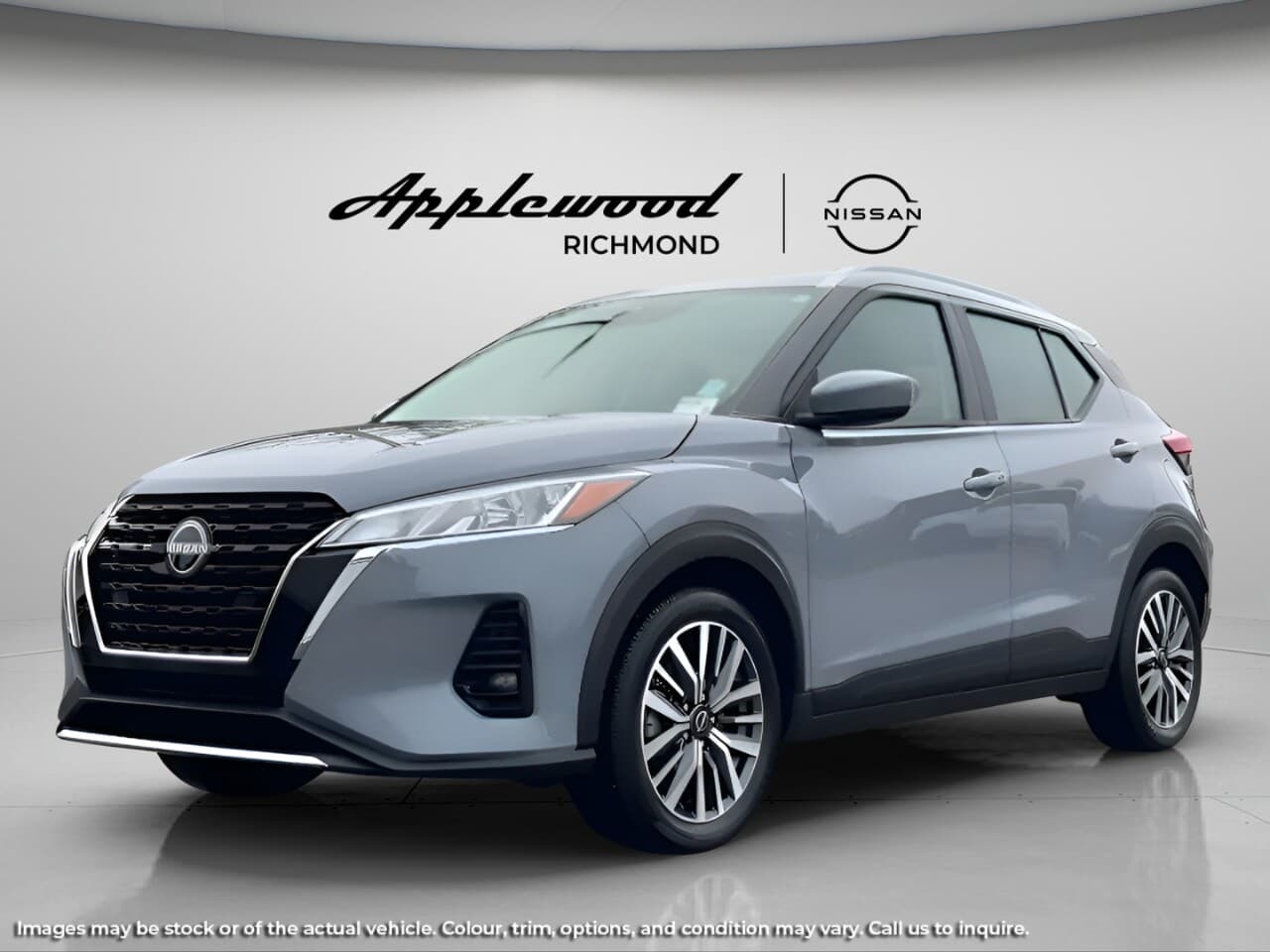 2025 Nissan Kicks Play SV CVT