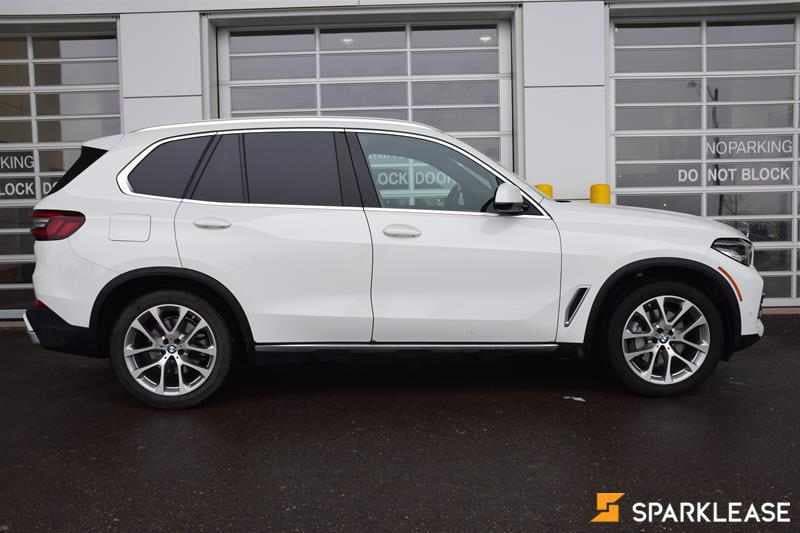 2022 BMW  X5  xDrive40i Sports Activity Vehicle 