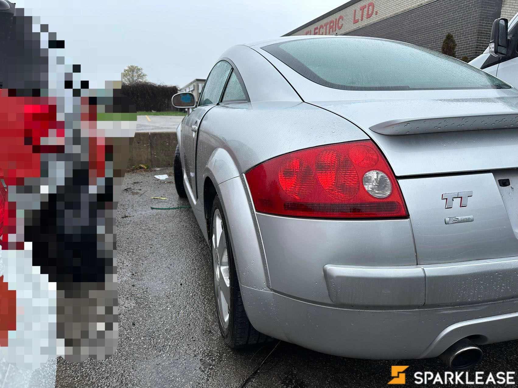 2000 Audi TT 2dr Cpe Quattro