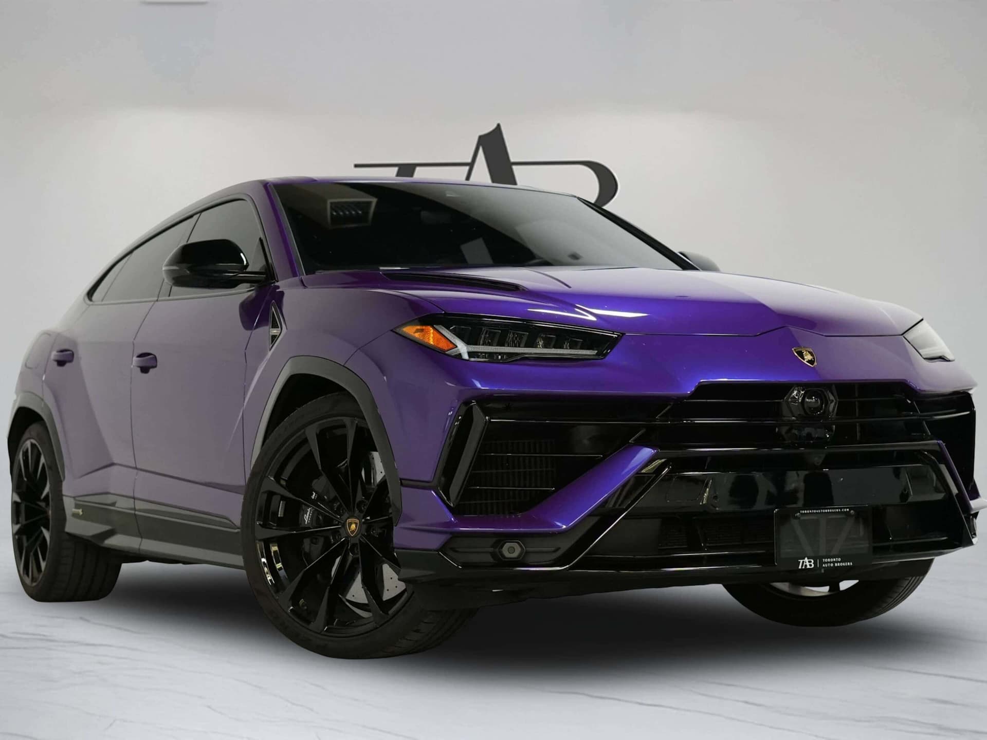 2024 Lamborghini Urus S   PANO   23 IN   LOW KMS