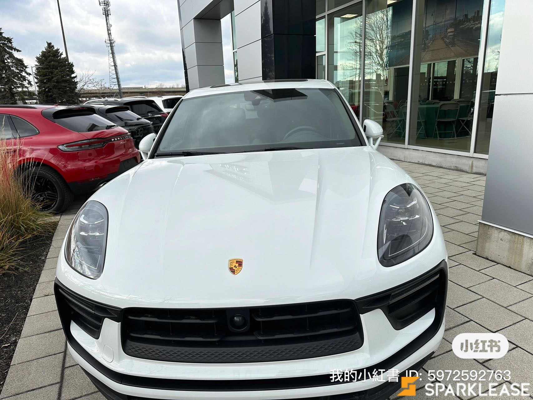 2023 Porsche Macan AWD