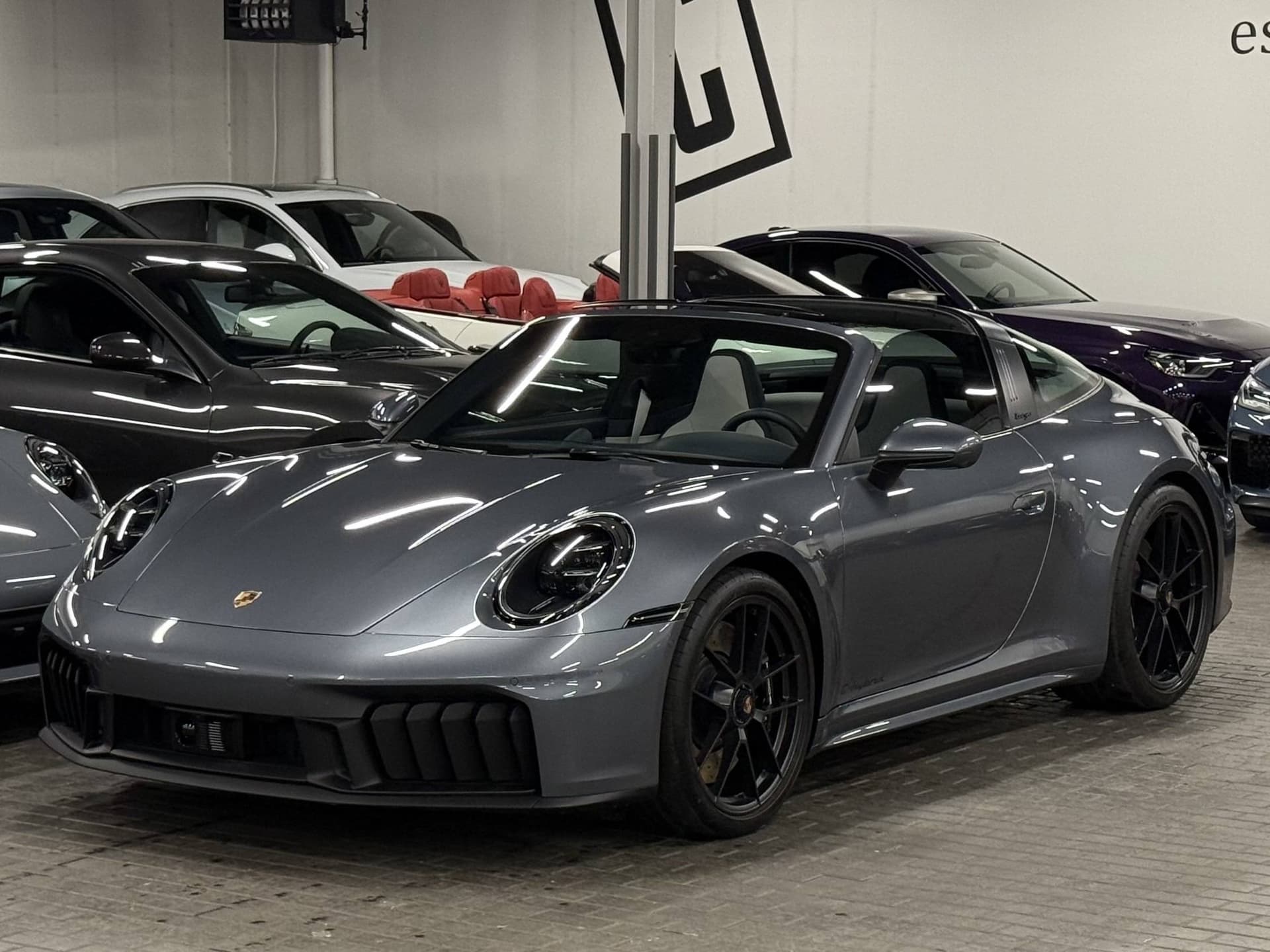 2025 Porsche 911 Targa 4 GTS