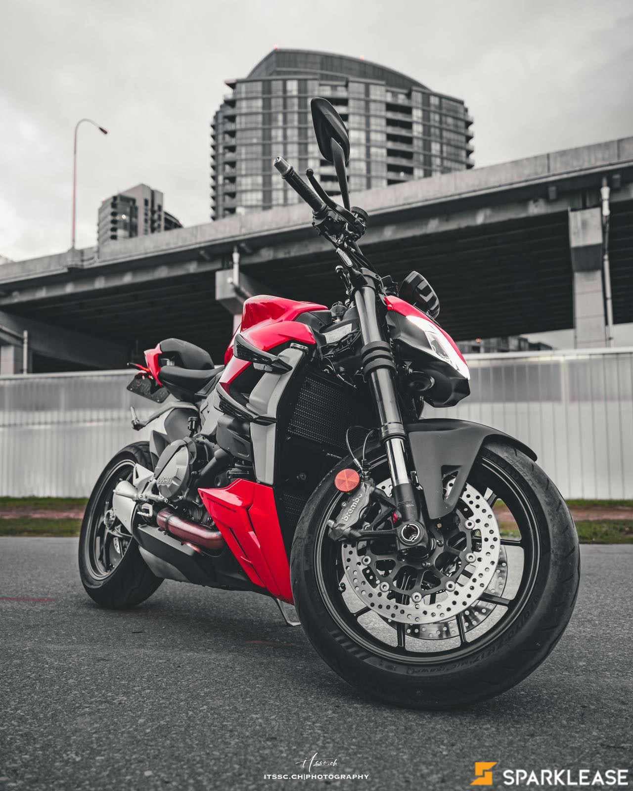 2022 Ducati Streetfighter V2