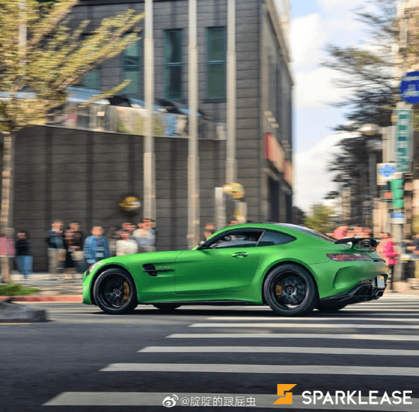 2018 Mercedes-Benz AMG GTR