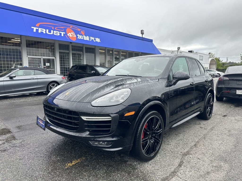 2016 Porsche Cayenne AWD 4dr Turbo