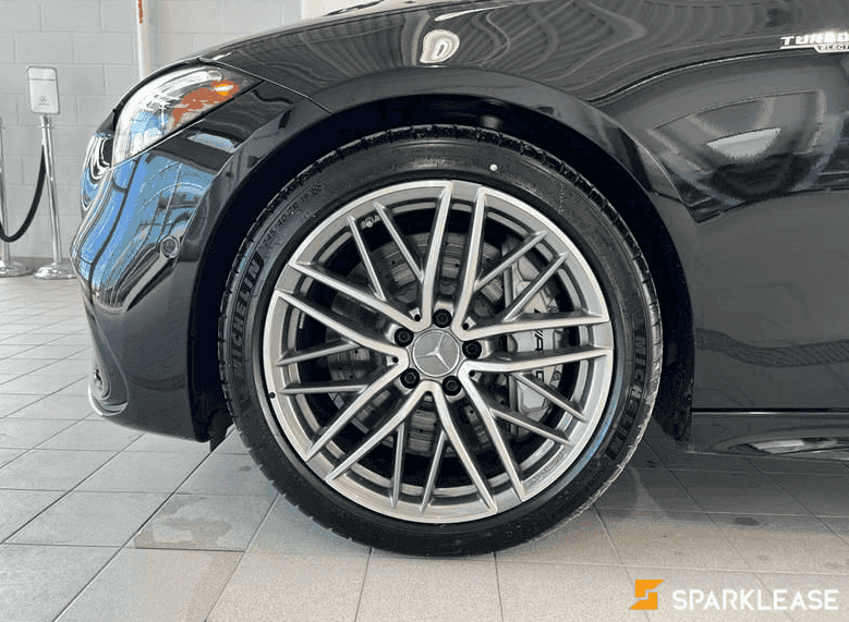 2023 BENZ  C43 AMG 超值新车