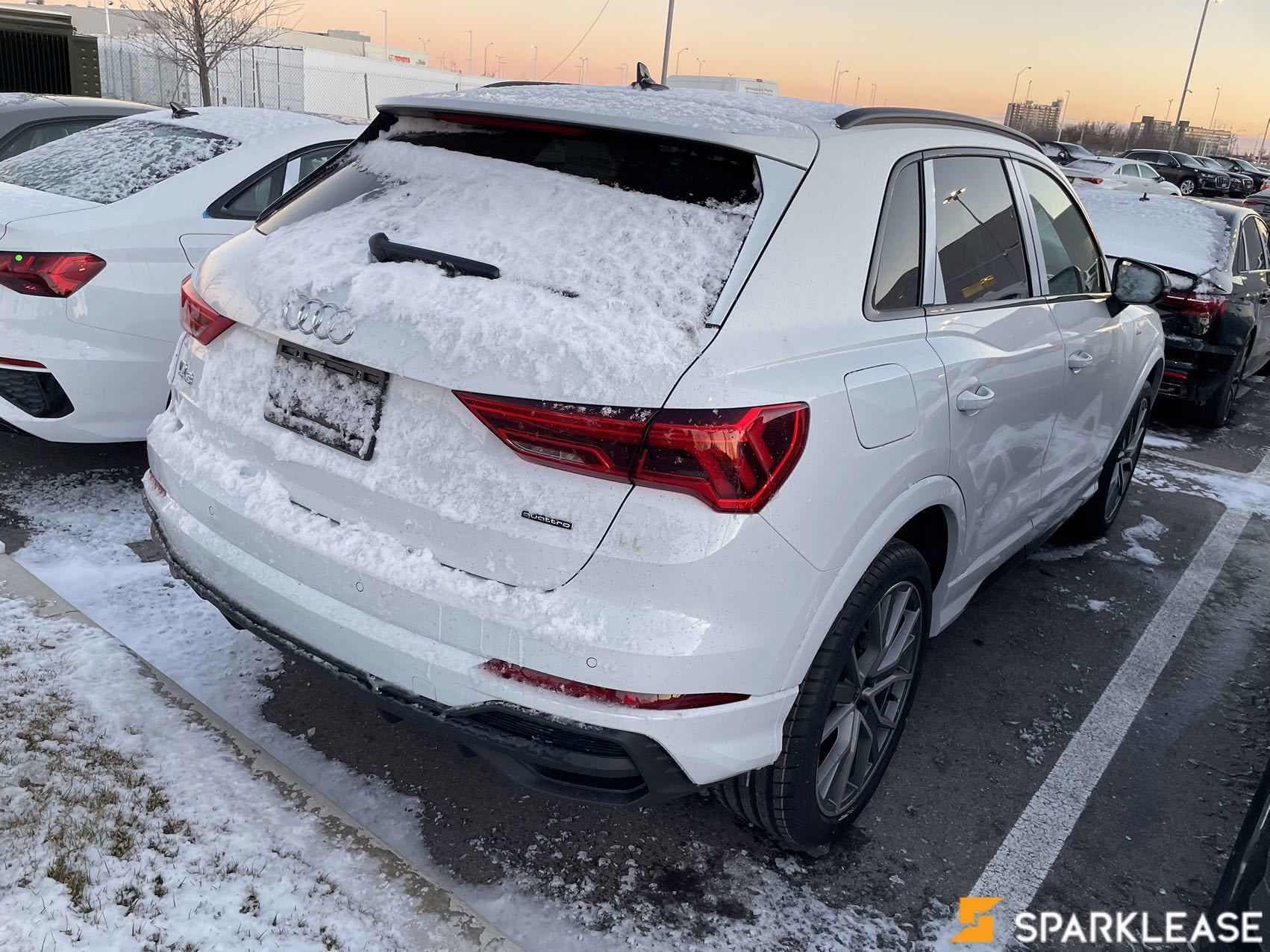 2023 Audi  Q3  Technik 45 TFSI quattro 