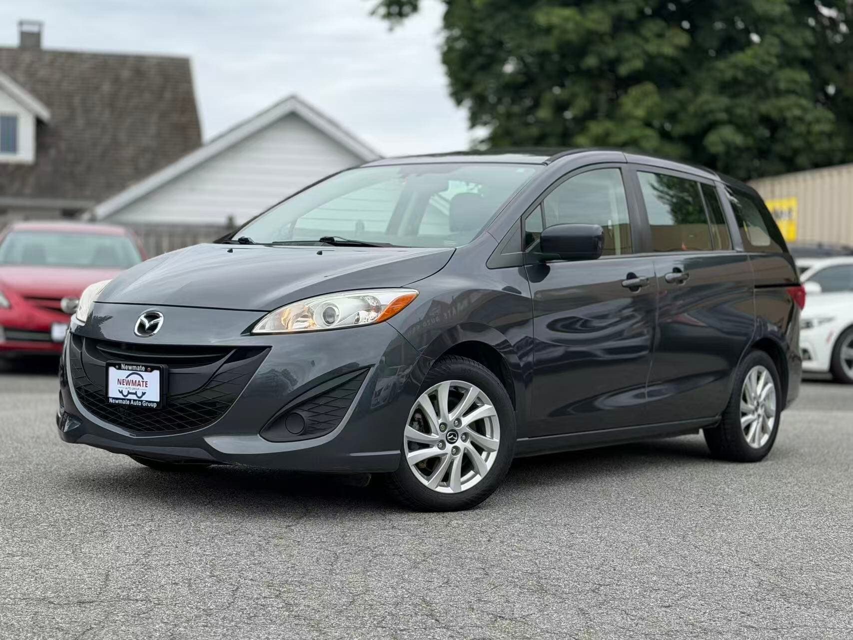 2015 Mazda Mazda5 GS. LOCAL BC VEHICLE. FULL SERVICE RECORD.