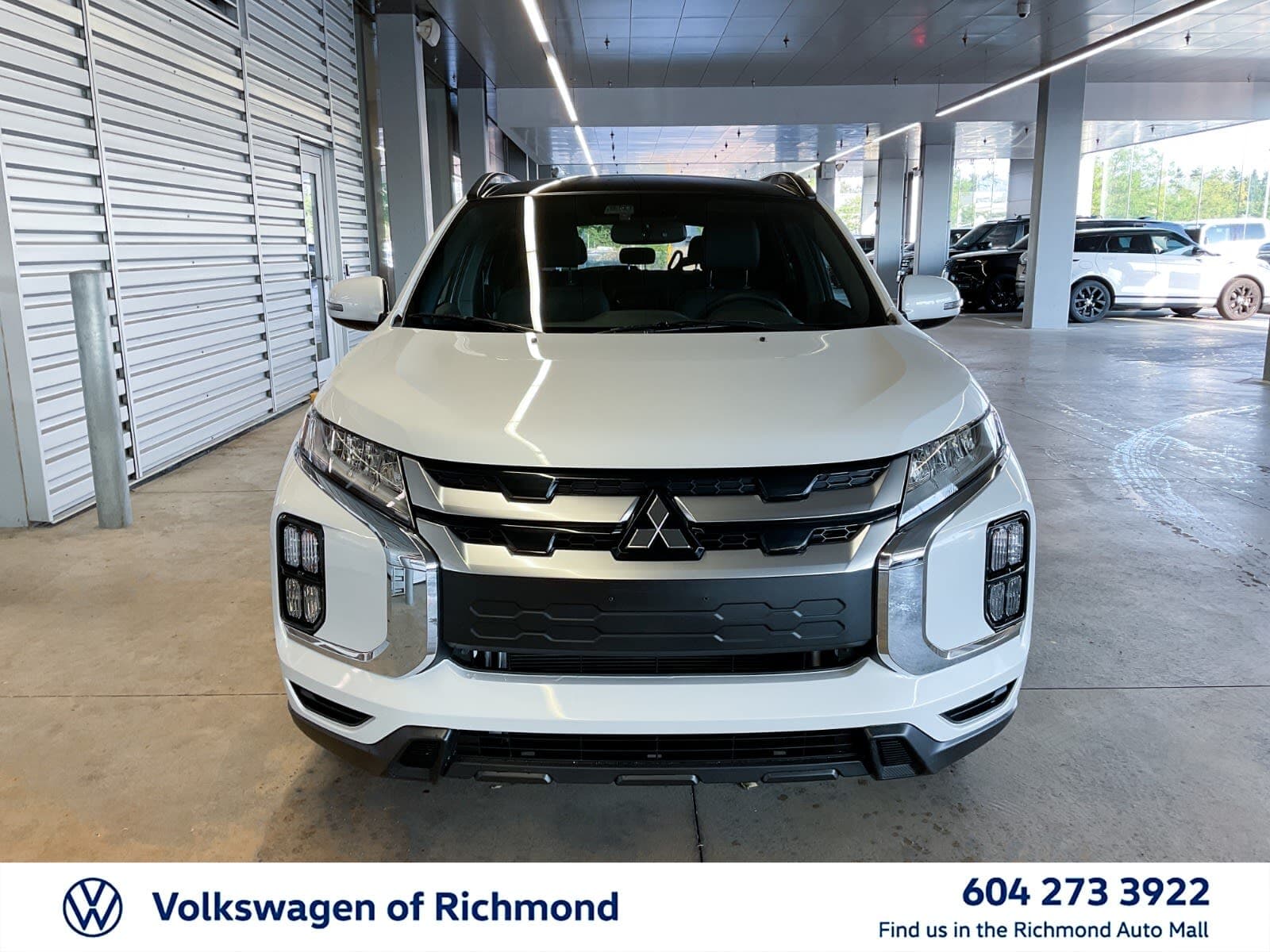 2024 Mitsubishi RVR SE
