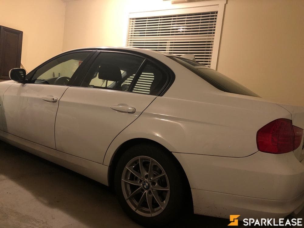 2011 BMW 323
