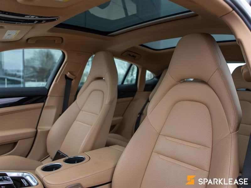 2019 Porsche  Panamera  4 AWD 