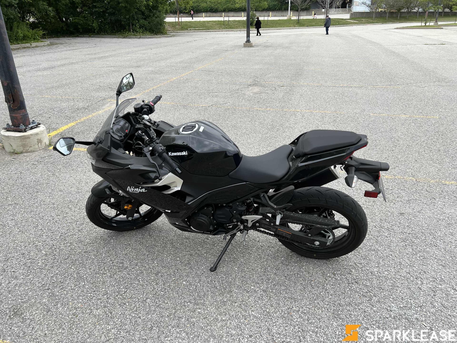 2021 Kawasaki Ninja400