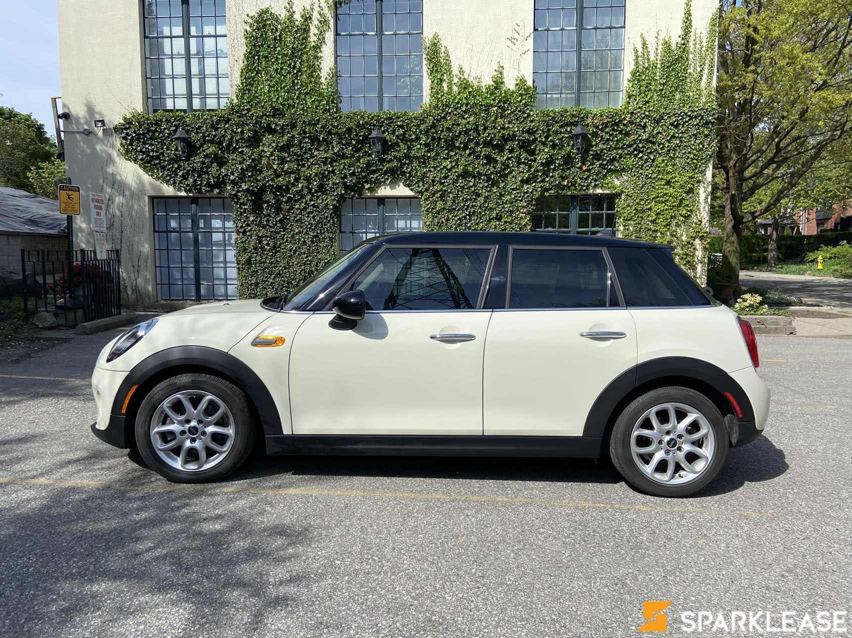 2019 MINI 5 Door Cooper FWD